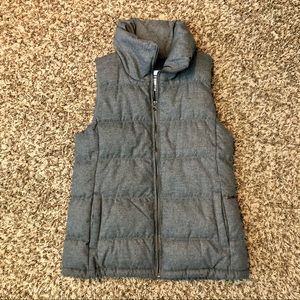 OLD NAVY grey quilted puffy vest